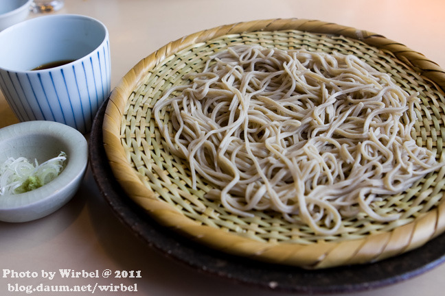 스시의 명가에서 맛보는 지상 최고의 회덮밥