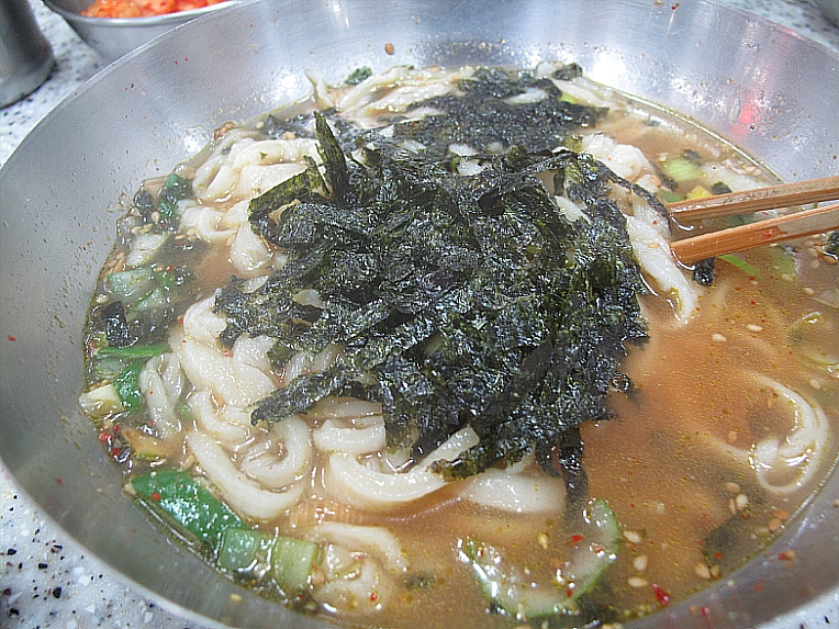 50년전통의 서면시장 칼국수집  자야집(성미) ....