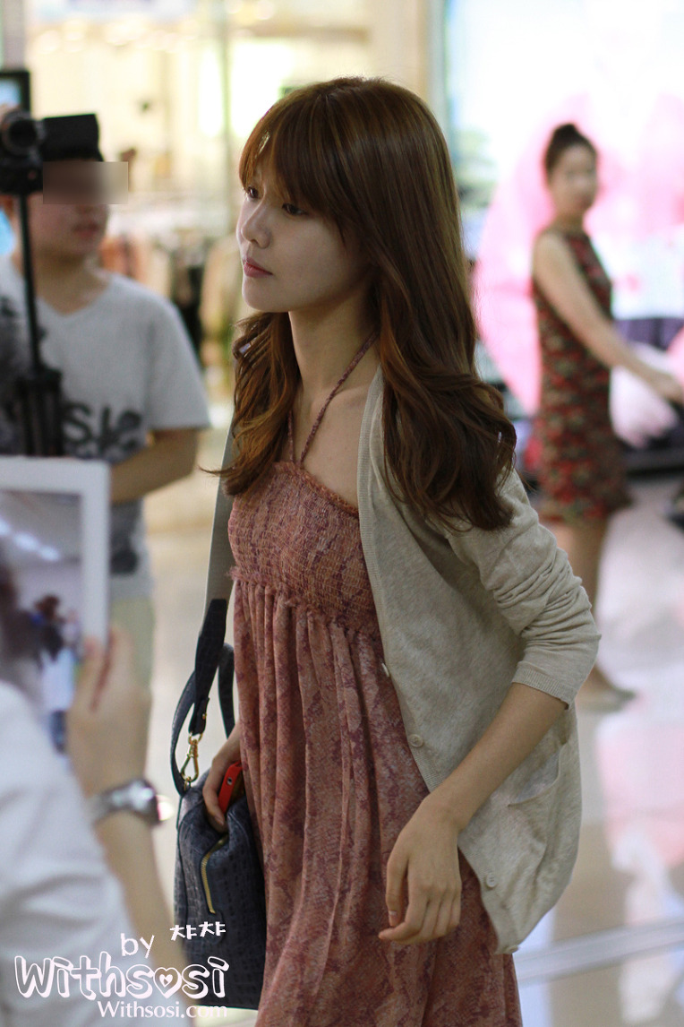 [PIC][15-08-2012]SNSD trở về Hàn Quốc vào trưa nay sau chuyến đi đến Nhật Bản quay MV cho ca khúc mới - Page 2 15036636502B954C28DEC5