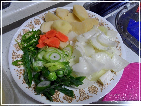 아주맛있는닭 이미지