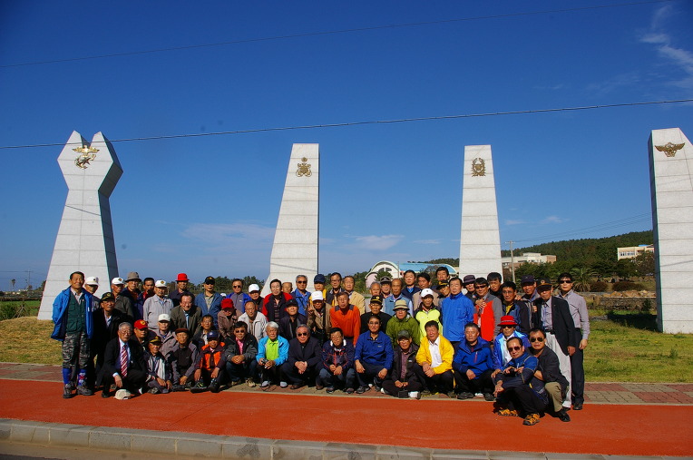 더블클릭을 하시면 이미지를 수정할 수 있습니다