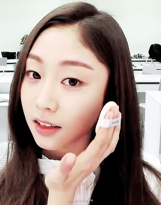 [러블리즈] 화장하는 지수.gif | 인스티즈