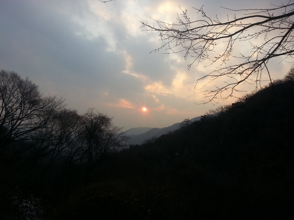 아듀~~~ 해넘이 산행 천마산(812m)에서...