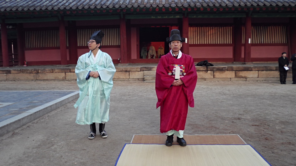 더블클릭을 하시면 이미지를 수정할 수 있습니다