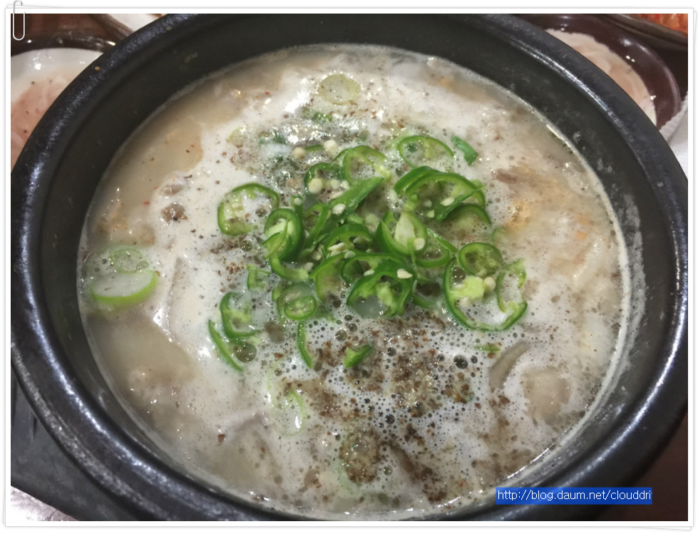 [고국 방문 # 30] 고국서 토속적인 수육과 찹쌀순대국밥을 즐기다.  (함경도 찹쌀순대/송파구)