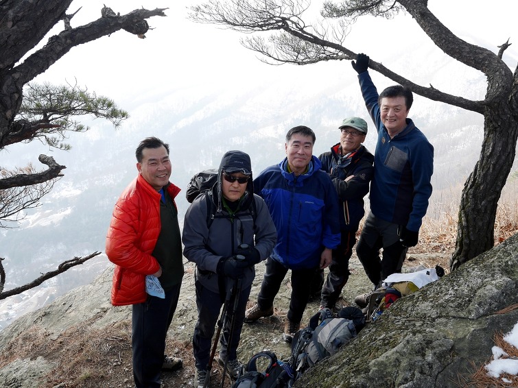 신년산행은 가평 대금산에서 가볍게 !