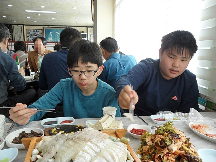 스끼다시 무한리필로 푸짐한 석모도 맛집 서해안회타운