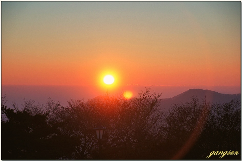 토함산 석굴암의 일출로 병신년 새해를 열다.