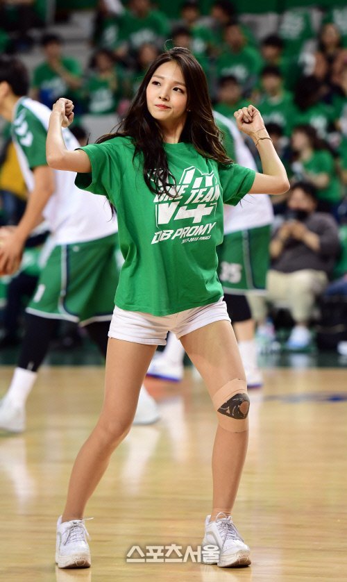 원주DB 치어리더 강윤이