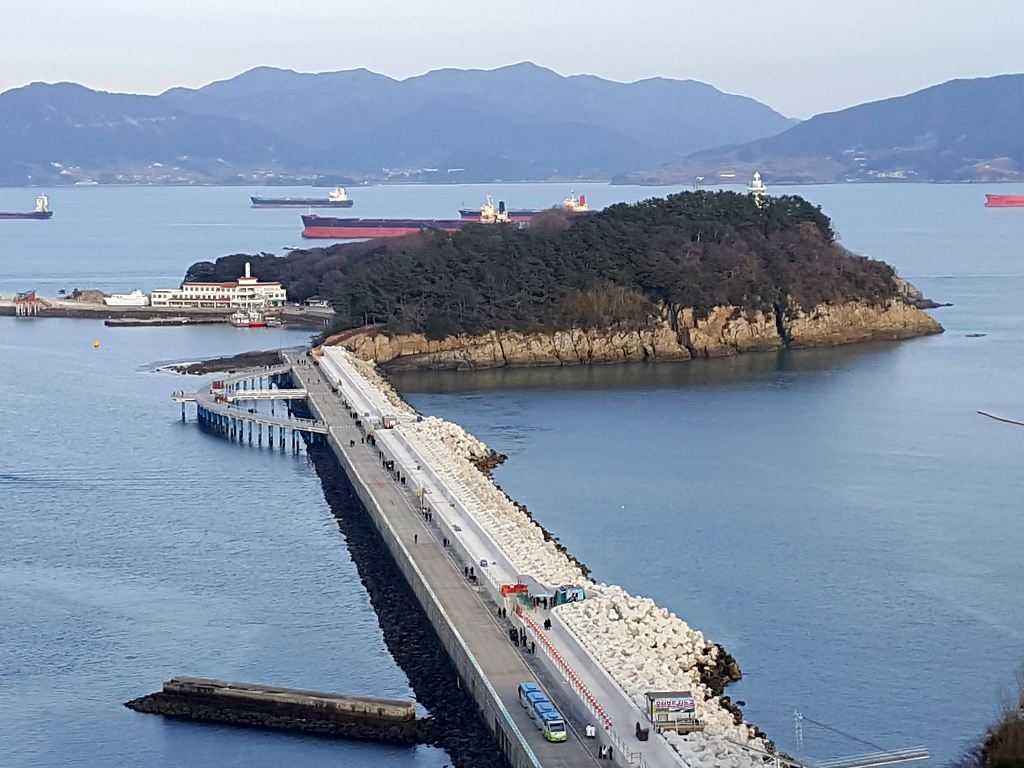 남해바다 여수여행 오동도에서 돌산까지 바다 위로 날아가는 여수해상케이블카