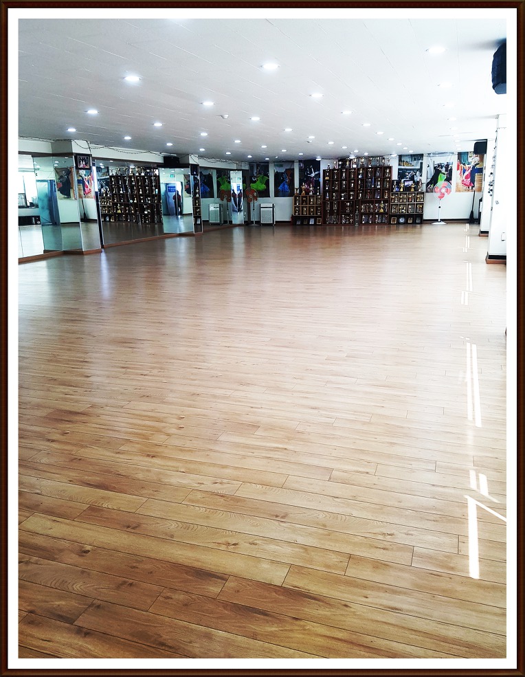 진주 탑댄스스포츠학원 문의:010.4842.8188